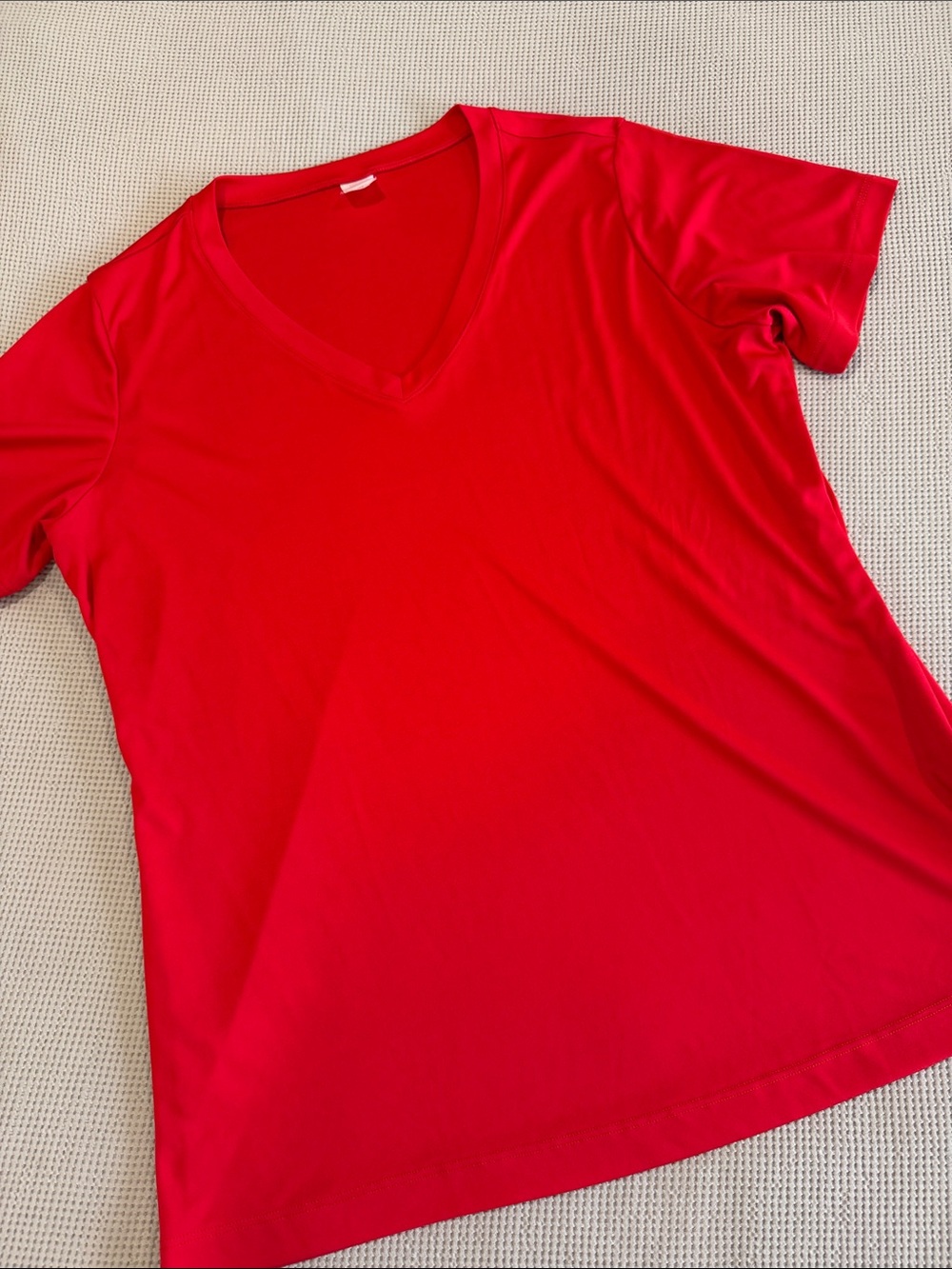 Classic V-Neck Short Sleeve Tee - Red